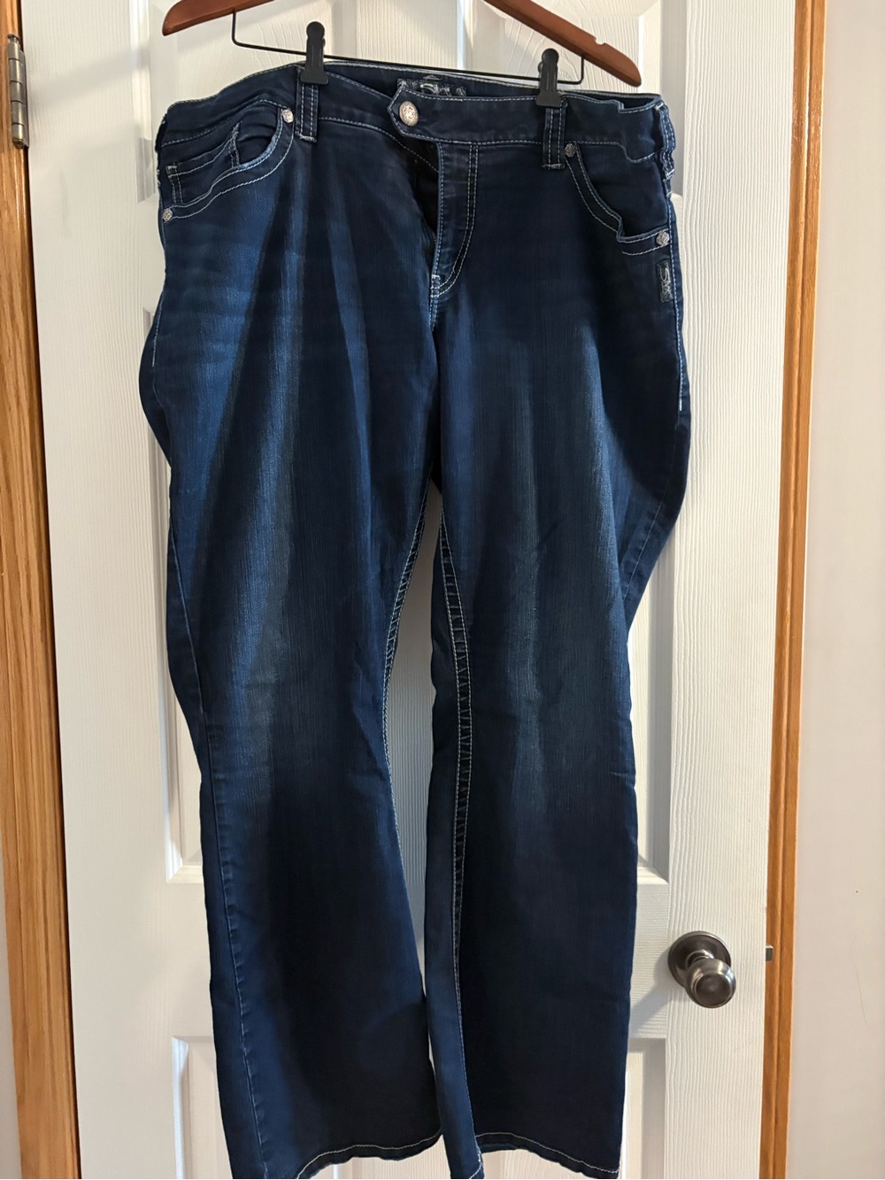 Silver Jeans Co. Tuesday Bootcut Dark Wash Women’s Size 22